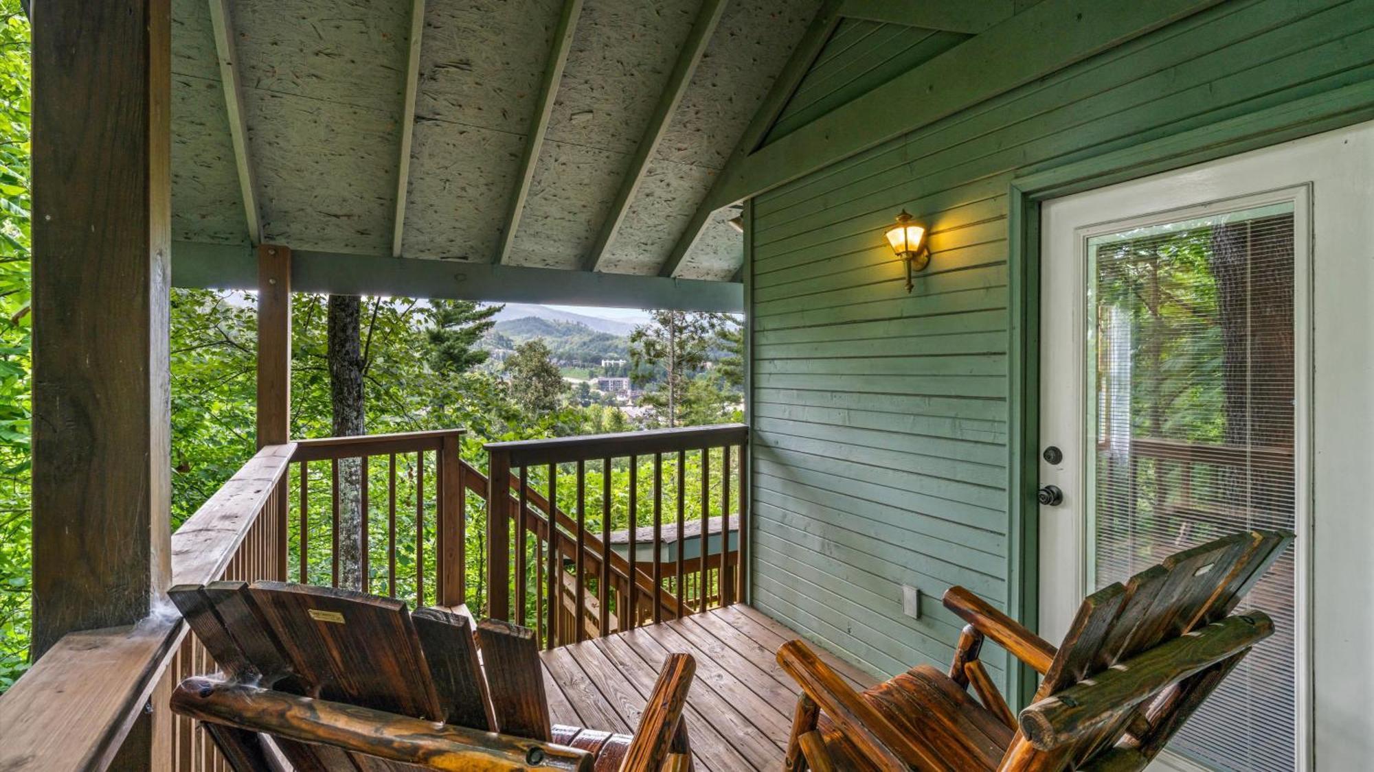 Whiskey Ridge Lodge, A Restored 1940S Gem, 2 Mins From Downtown, Breathtaking City Views, Custom Game Room, And Spacious Elegance Gatlinburg Exterior foto
